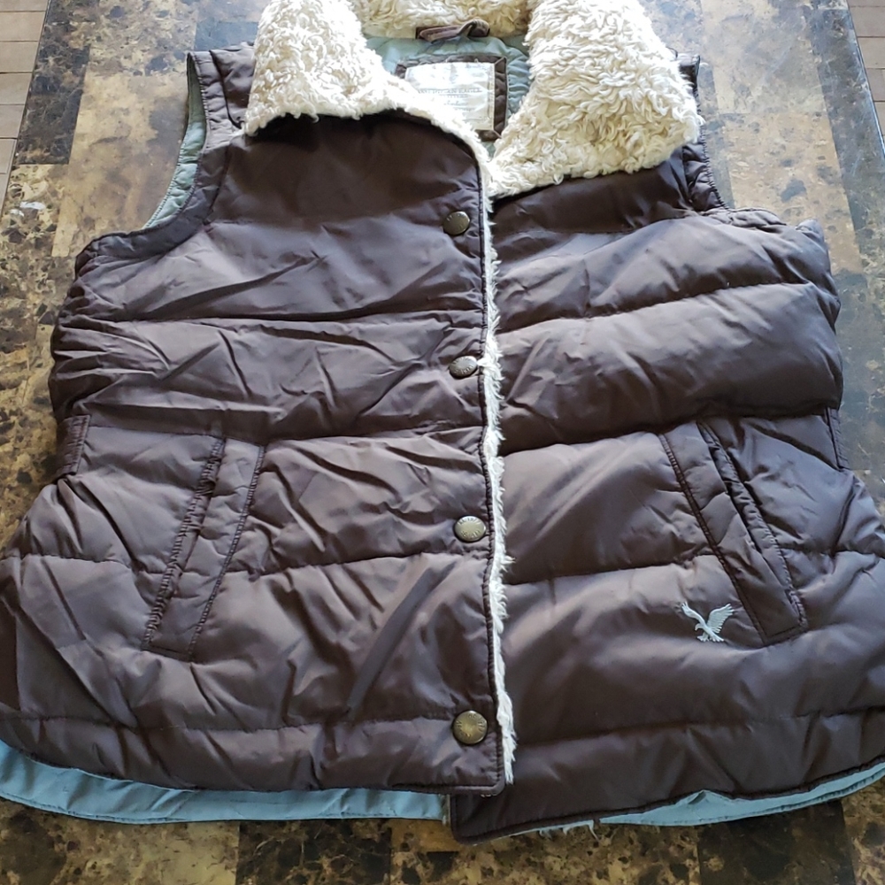 American eagle outfitters vest
